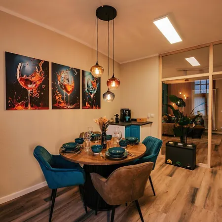 Deluxe Hafennah * Duisburg